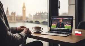 Osoba oglądająca polskie kanały telewizyjne przez IPTV TV na tablecie przebywając za granicą.